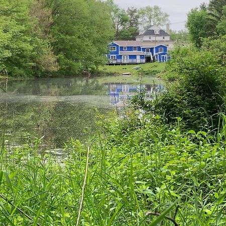 Gorgeous Poconos Springtime By The Lake! Henryville Exteriör bild