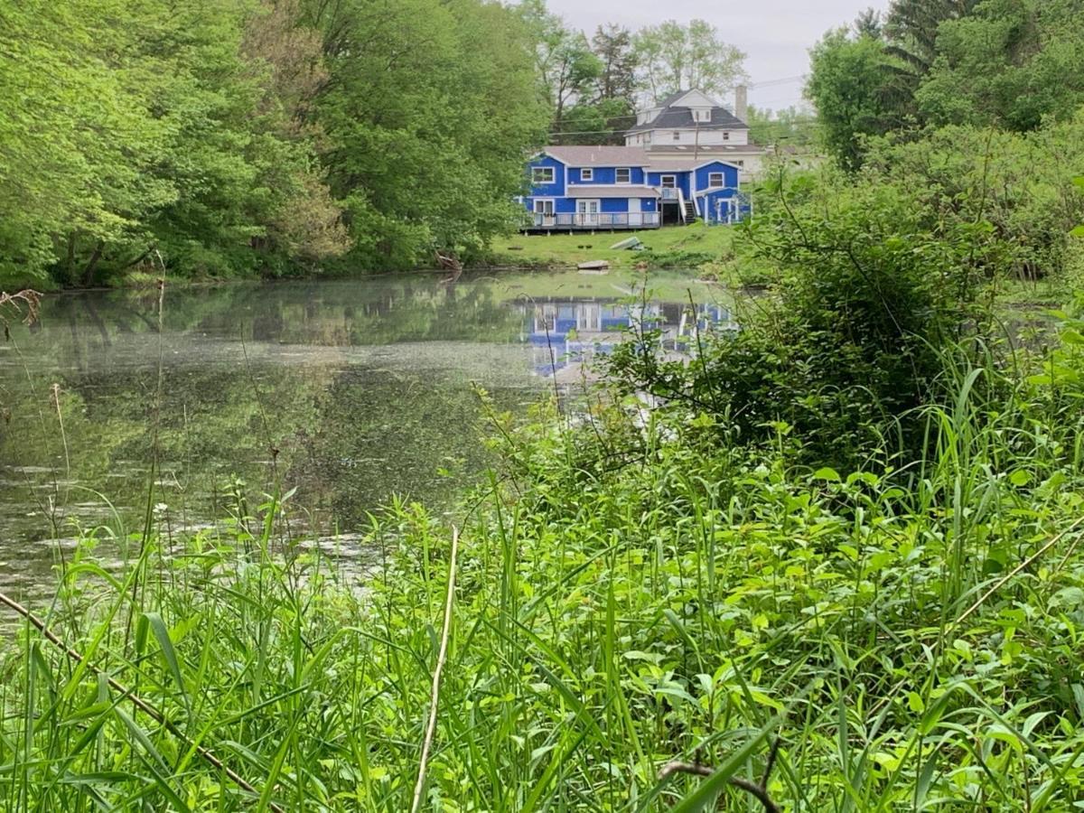 Gorgeous Poconos Springtime By The Lake! Henryville Exteriör bild